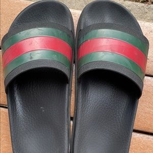 gucci slides (black)